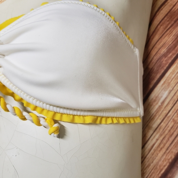 Raisins Swim White Bandeau Bikini Top Yellow Beach Swimsuit Strapless Sw… - Picture 3 of 8